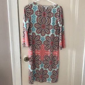 London style dress in multicolored size 4 very soft material